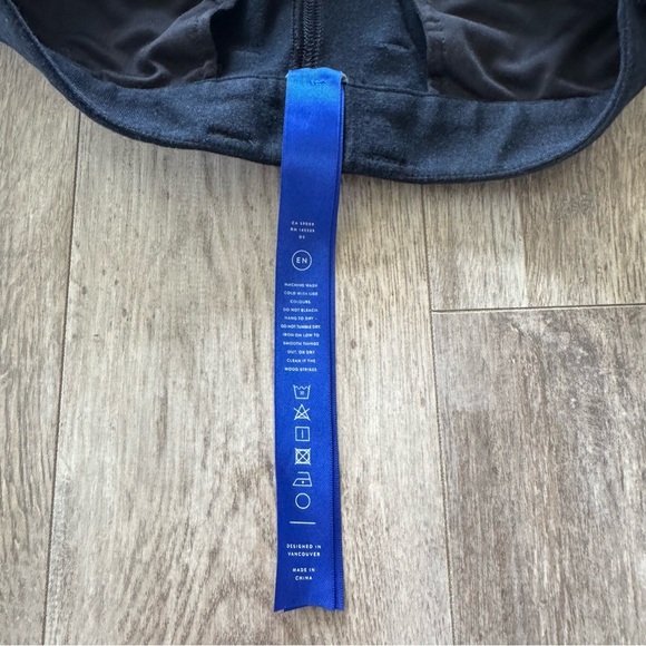 Kit & Ace High Rise Fabric Straight Leg Navy Pants - Picture 5 of 8